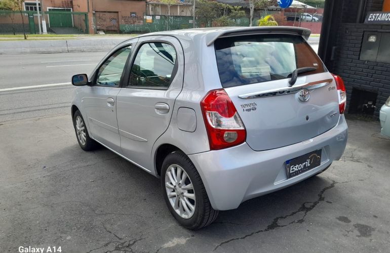 Toyota Etios 1.5 Xls 16v - Foto #6