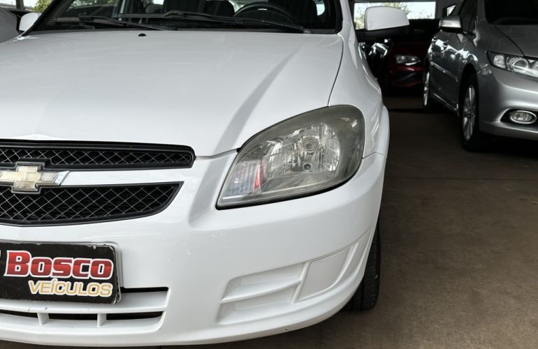 Chevrolet Celta LT 1.0 (Flex) - Foto #4