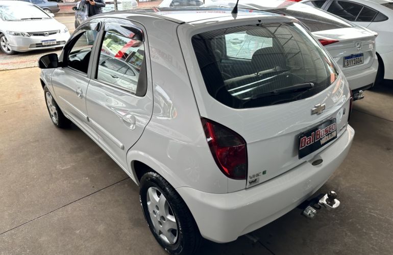 Chevrolet Celta LT 1.0 (Flex) - Foto #7