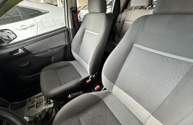 Chevrolet Celta LT 1.0 (Flex) - Foto #9