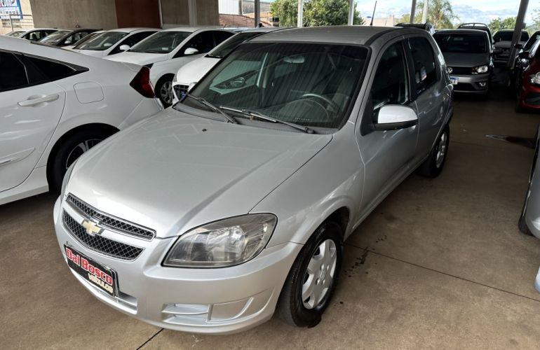 Chevrolet Celta LT 1.0 (Flex) - Foto #1