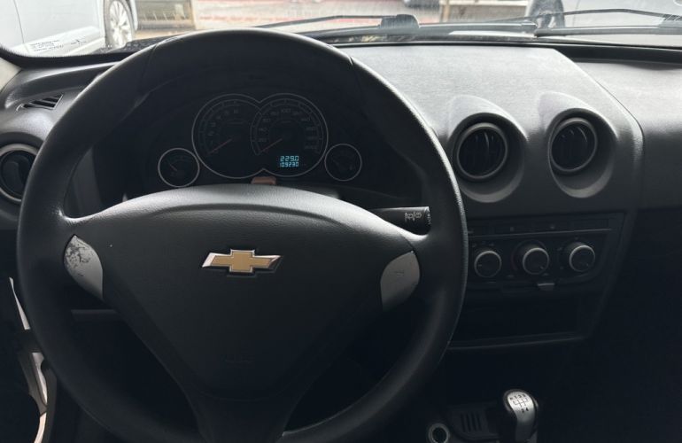 Chevrolet Celta LT 1.0 (Flex) - Foto #8