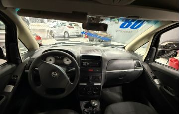 Fiat Idea ELX 1.4 (Flex) - Foto #8