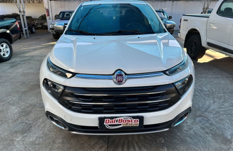 Fiat Toro Freedom 2.0 diesel AT9 4x4 - Foto #2