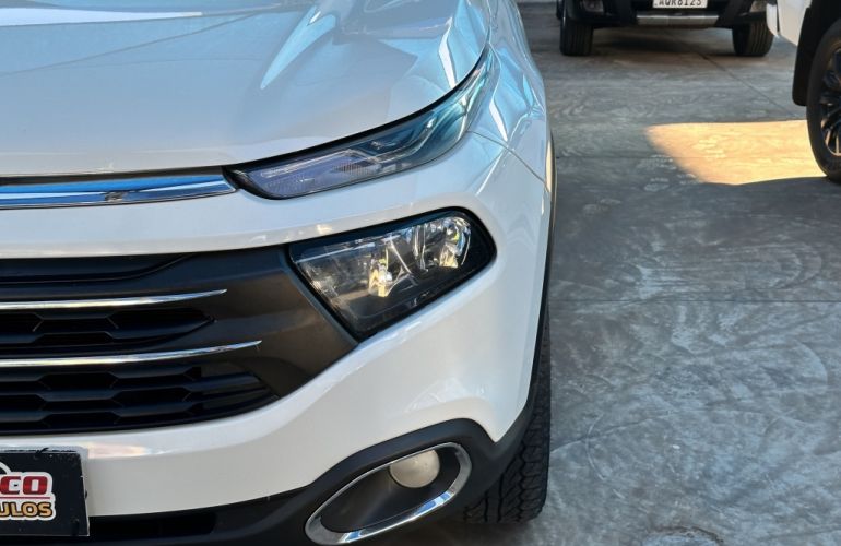 Fiat Toro Freedom 2.0 diesel AT9 4x4 - Foto #4