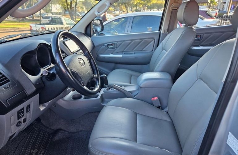 Toyota Hilux 3.0 TDI 4x4 CD SRV (Aut) - Foto #5