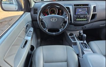 Toyota Hilux 3.0 TDI 4x4 CD SRV (Aut) - Foto #10