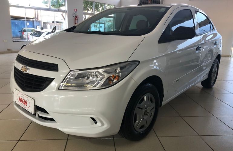 Chevrolet Onix 1.0 LS SPE/4 - Foto #2