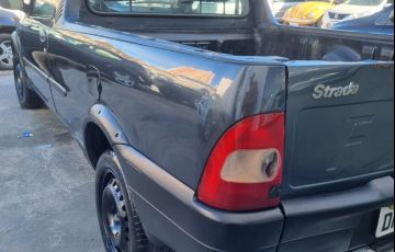 Fiat Strada 1.5 MPi Working CS 8V Gasolina 2p Manual - Foto #9