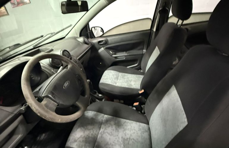Ford Fiesta Sedan 1.0 (Flex) - Foto #10