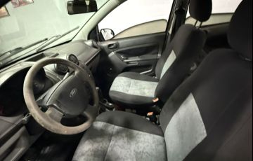Ford Fiesta Sedan 1.0 (Flex) - Foto #10