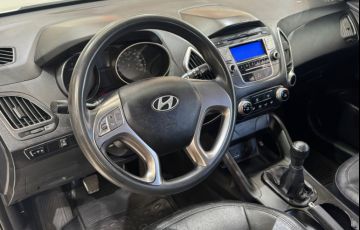 Hyundai Ix35 2.0 MPi 4x2 16v - Foto #9