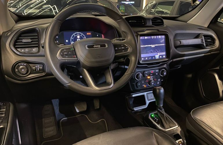 Jeep Renegade 1.3 T270 Turbo Longitude - Foto #7