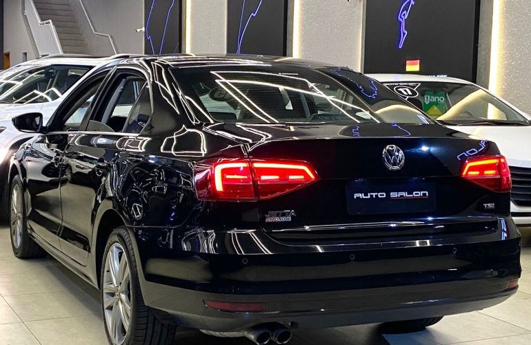 Volkswagen Jetta 2.0 TSi Highline 211cv - Foto #6