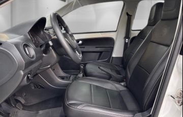 Volkswagen Up 1.0 MPi Total - Foto #7