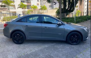 Chevrolet Cruze 1.8 LT 16V Sedan - Foto #4