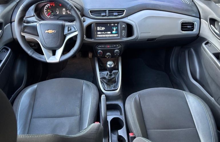 Chevrolet Onix 1.0 Plus - Foto #10