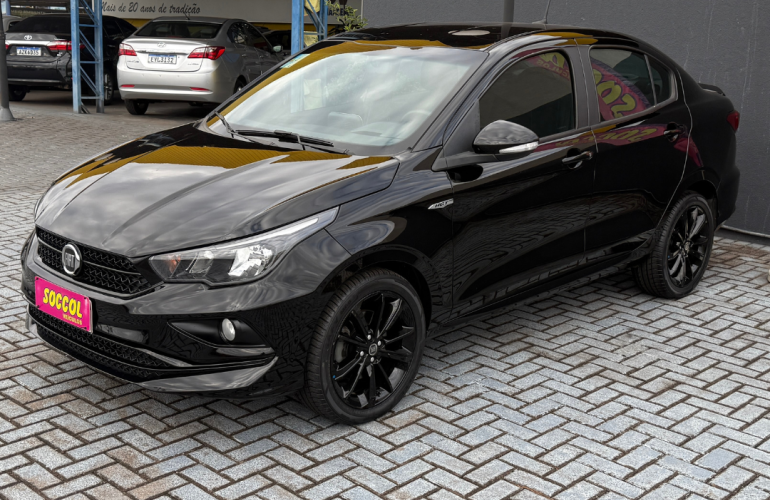 Fiat Cronos 1.8 HGT (Aut) - Foto #3
