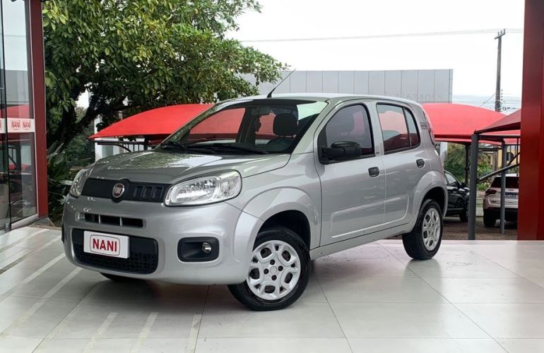 Fiat Uno Attractive 1.0 8V (Flex) 4p - Foto #1