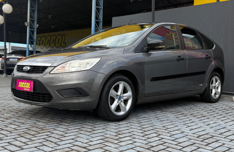 Ford Focus Hatch GL 1.6 8V - Foto #3