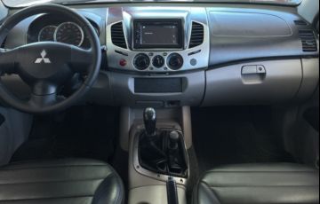 Mitsubishi L200 Triton 3.2 Di-D 4x4 GL