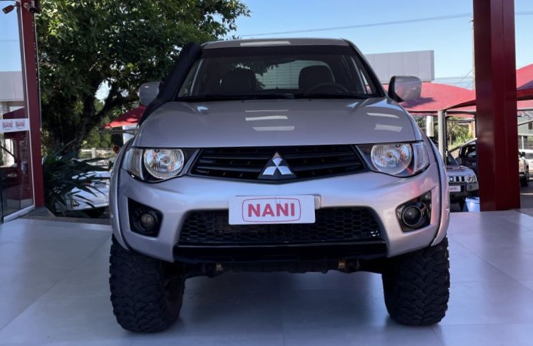 Mitsubishi L200 Triton 3.2 Di-D 4x4 GL - Foto #2