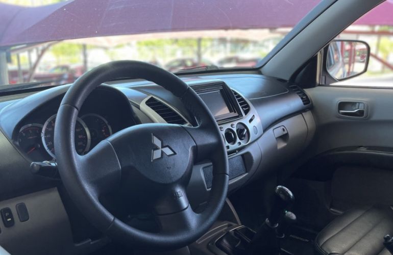 Mitsubishi L200 Triton 3.2 Di-D 4x4 GL - Foto #5