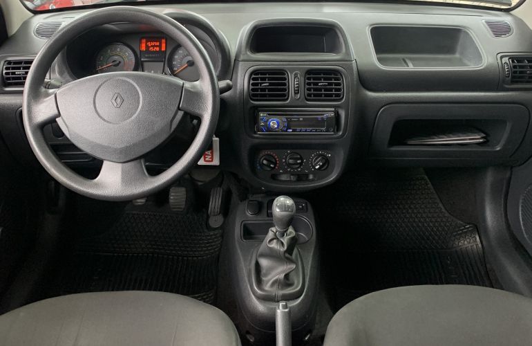 Renault Clio Authentique 1.0 16V (Flex) 2p - Foto #5