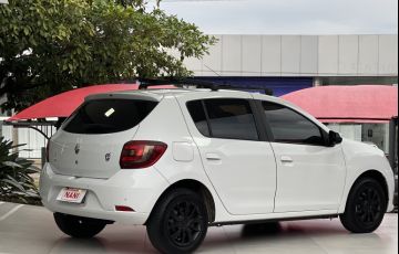 Renault Sandero Expression 1.0 16V (Flex) - Foto #4