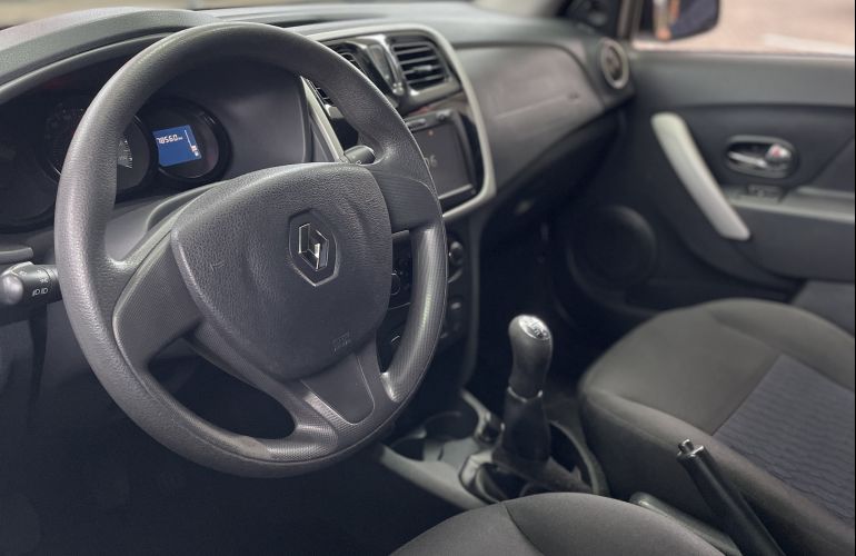Renault Sandero Expression 1.0 16V (Flex) - Foto #3