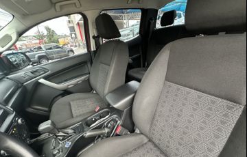 Ford Ranger 2.2 CD XLS 4x4 (Aut) - Foto #8