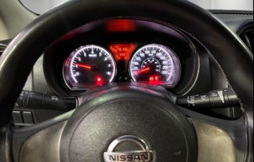 Nissan Versa 1.6 SL 16v - Foto #8
