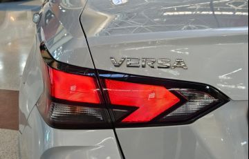 Nissan Versa 1.6 16V Advance - Foto #10