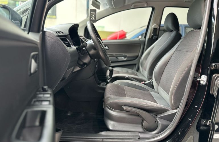 Volkswagen Fox 1.6 Mi Prime 8v - Foto #7
