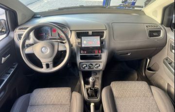 Volkswagen Fox 1.0 TEC (Flex) 4p - Foto #6