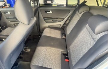 Volkswagen Fox 1.0 TEC (Flex) 4p - Foto #7
