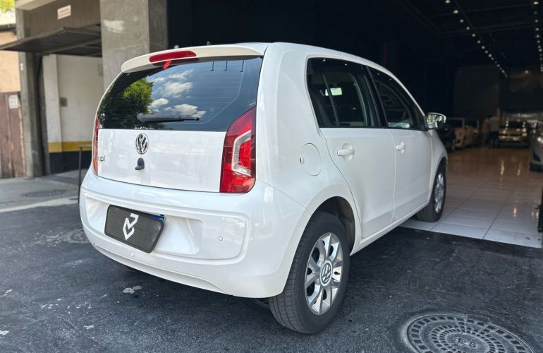 Volkswagen Up 1.0 MPi High Up 12v Flex 4p Manual - Foto #4