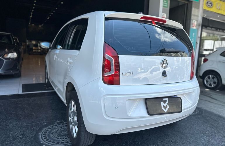 Volkswagen Up 1.0 MPi High Up 12v Flex 4p Manual - Foto #6