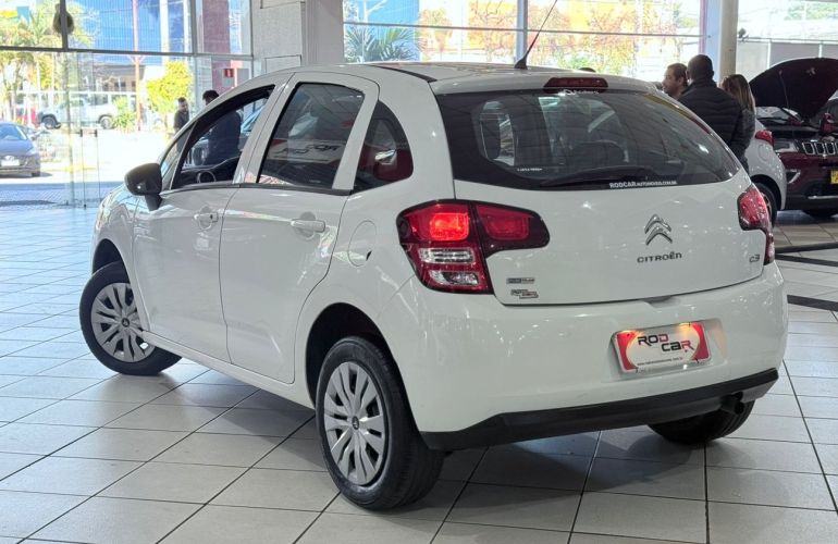 Citroën C3 1.2 Pure Tech Attraction - Foto #4