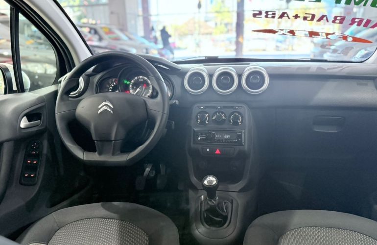 Citroën C3 1.2 Pure Tech Attraction - Foto #8