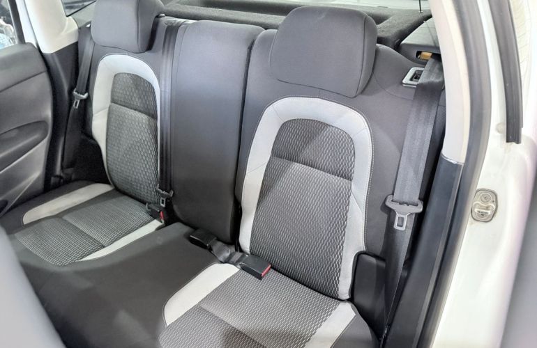 Citroën C3 1.2 Pure Tech Attraction - Foto #10