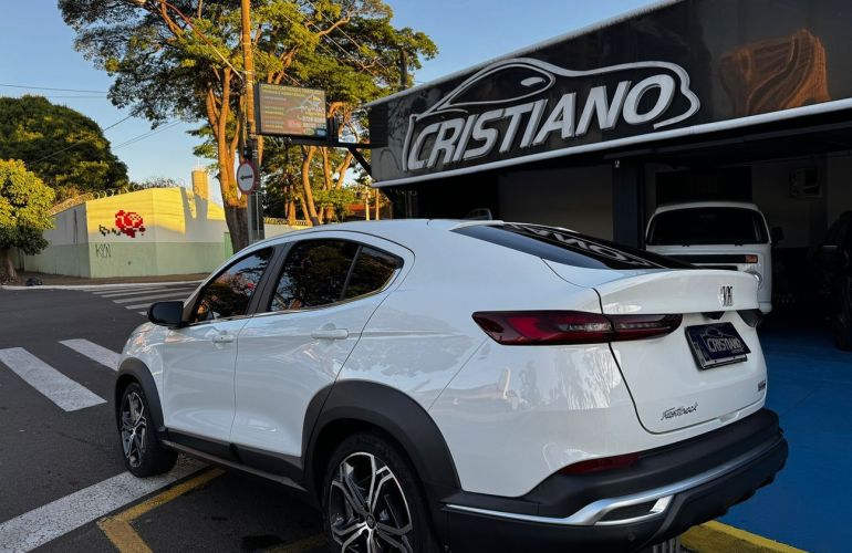 Fiat Fastback 1.0 Turbo 200 Impetus - Foto #8