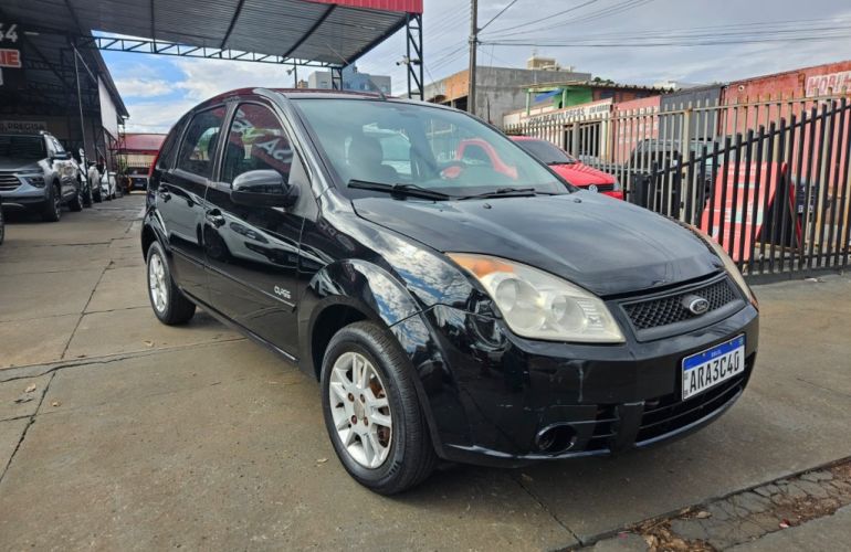 Ford Fiesta Hatch 1.6 (Flex) - Foto #7
