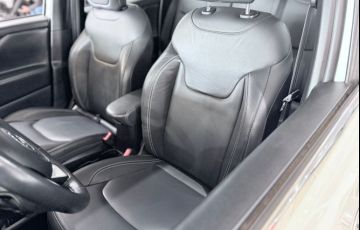 Jeep Renegade 1.8 16V Longitude - Foto #9