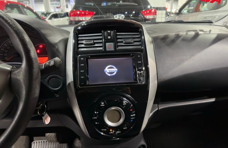 Nissan March 1.6 SL 16V Flexstart - Foto #6