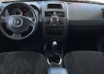 Renault Mégane Grand Tour Dynamique 1.6 16V (flex) - Foto #3