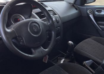 Renault Mégane Grand Tour Dynamique 1.6 16V (flex) - Foto #9