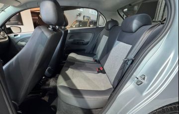 Volkswagen Gol 1.0 Mi 8v - Foto #7