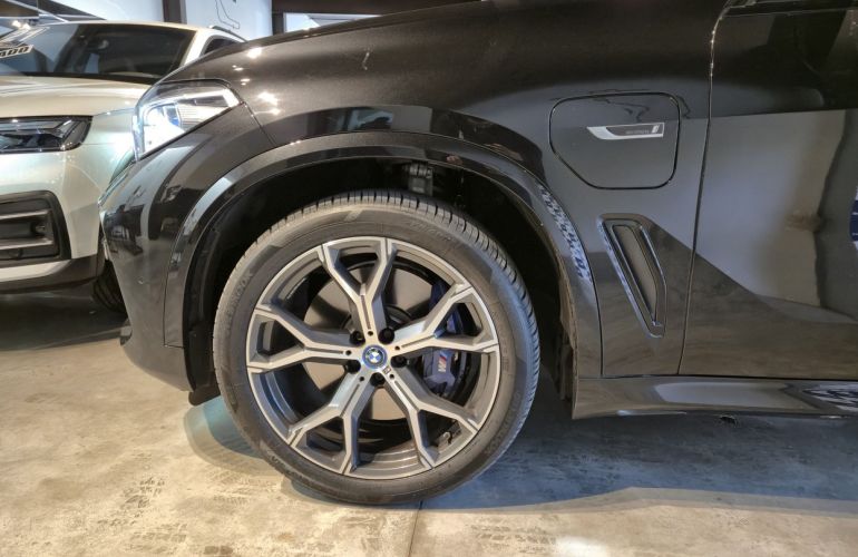 BMW X5 3.0 I6 Turbo Xdrive45e M Sport - Foto #4