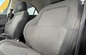 Chevrolet Onix 1.0 LT (Flex) - Foto #4